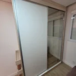 armário planejado sob medida com acabamento sofisticado